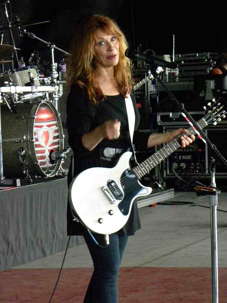 Artist playing with David Allen Pickups 9